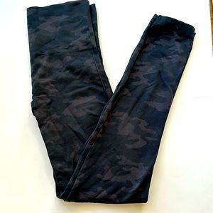 Spanx look at me camo leggings